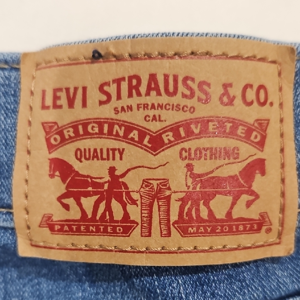 Levi's Classic Blue Jean Shorts Cutoffs size 27 - Picture 3 of 6